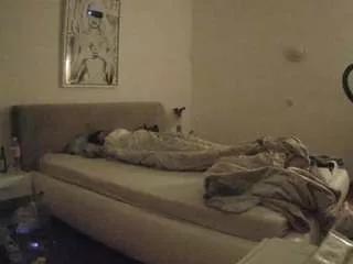 Offline voyeurcam-julmodels-reallife-2 on CamSoda