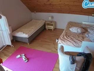 Offline voyeurcam-julmodels-whitebed-1 on CamSoda