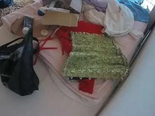 Offline voyeurcam-julmodels-whitebed-1 on CamSoda