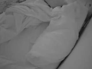 Avatar of voyeurcam-julmodels-whitebed-1