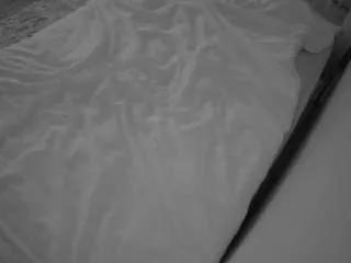 Offline voyeurcam-julmodels-whitebed-1 on CamSoda
