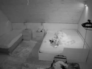 Offline voyeurcam-julmodels-whitebed-2 on CamSoda