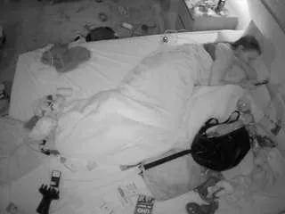 Offline voyeurcam-julmodels-whitebed-3 on CamSoda