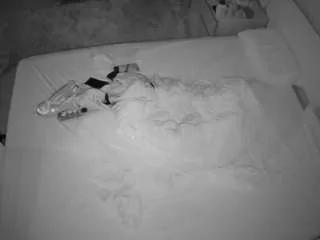 Offline voyeurcam-julmodels-whitebed-3 on CamSoda