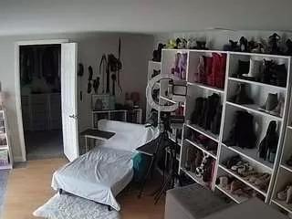 Freechat voyeurcam-missoliviablack-03 on CamSoda