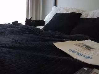 Freechat voyeurcam-whitneyoc-01 on CamSoda