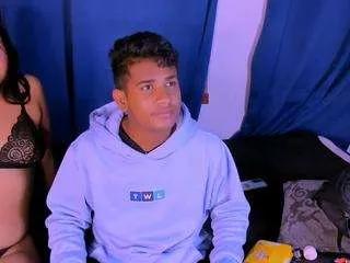 Freechat wildunions on CamSoda