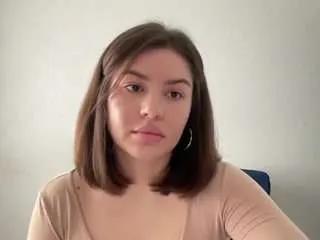 Offline youramy on CamSoda