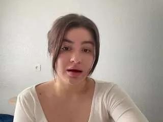 Offline youramy on CamSoda