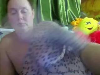 Offline yoursex-kroshka on CamSoda