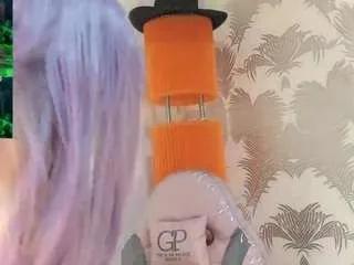 Offline yukky-kuran on CamSoda