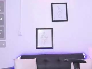 Offline zlatna on CamSoda