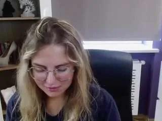 Offline zoeyfancy on CamSoda