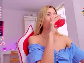 Freechat askcaroline on Chaturbate