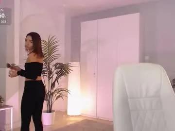 Freechat bellla_haddid on Chaturbate