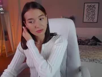 Freechat bellla_haddid on Chaturbate