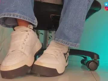 Chaturbate charlotte__grey is Freechat charlotte__grey — Naughty girl with naught feet, come and enjoy it #feet #latina #pantyhose #socks #hairypussy