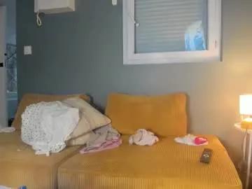 Freechat chillwithcamii on Chaturbate