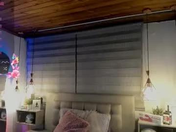 Freechat cristal__hot_1 on Chaturbate