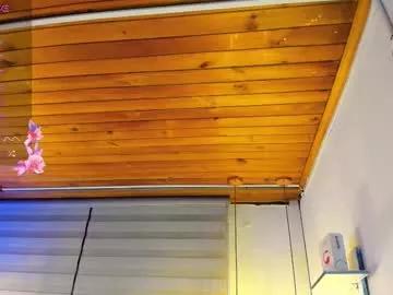 Freechat cristal__hot_1 on Chaturbate