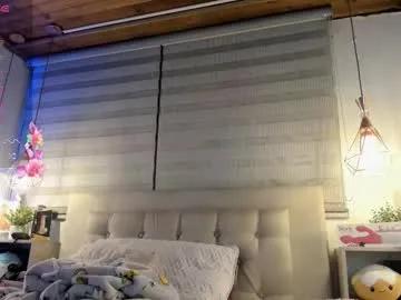 Freechat cristal__hot_1 on Chaturbate