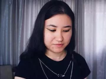Freechat danideritis on Chaturbate