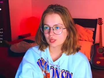 Freechat emilyforelsket on Chaturbate