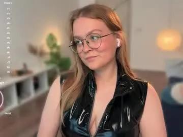 Freechat emilyforelsket on Chaturbate