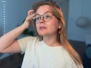 Freechat emilyforelsket on Chaturbate