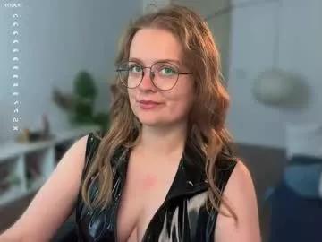 Freechat emilyforelsket on Chaturbate