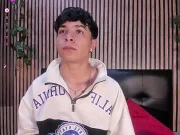 Freechat felipe_boy_18 on Chaturbate