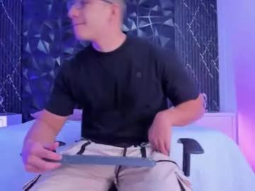 jeffdaltton — make me happy today making me cum  #monstercock #cum #straight #muscle [2000 tokens remaining]