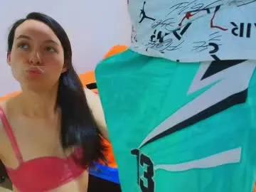 Freechat jeremmyandstacy_ on Chaturbate