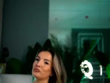 Freechat kellymathews on Chaturbate