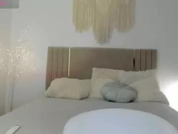 Freechat kitty_ange1l on Chaturbate