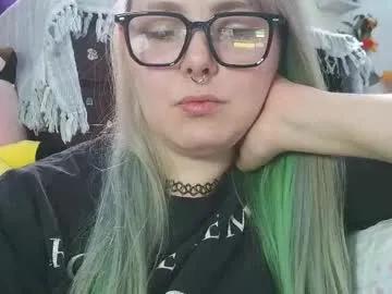 lilemmy1999 — IM BACK BISHES! [1200 tokens left] lets cum together my pvts are open  #chat #blonde #daddysgirl #bdsm #nomakeup