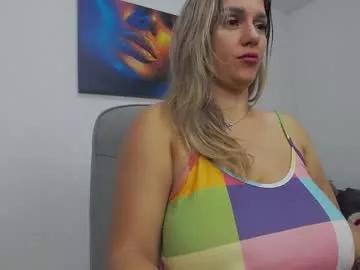 Freechat natashaboobs on Chaturbate
