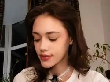 t_tragedienne — Goal: Take off my top - I'm Helena, a little #shy about my #smalltits becuse i'm #18 years old, #young #new girl here [0 tokens remaining]