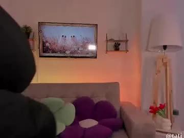 Freechat tati_reyes on Chaturbate