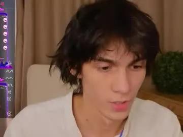 Freechat va1ora on Chaturbate