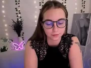 Freechat yours_piece_of_happiness_ on Chaturbate