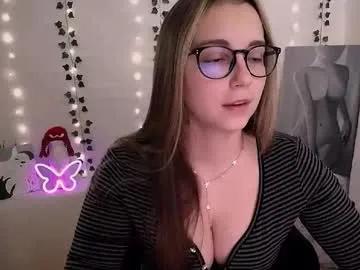 Freechat yours_piece_of_happiness_ on Chaturbate