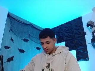 Offline adam_keith on Flirt4Free