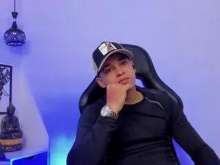 Offline adam_keith on Flirt4Free