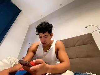 Offline alan_moan on Flirt4Free