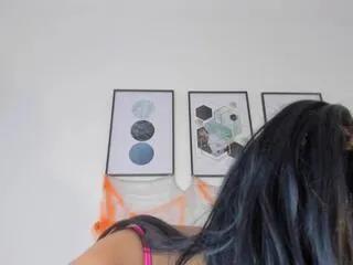 Offline alanis_morgan on Flirt4Free