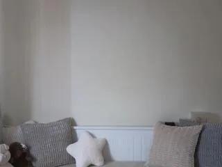 Freechat alejandhra on Flirt4Free