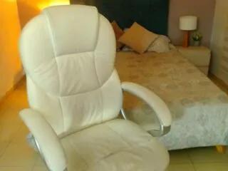 Offline alyson_grey on Flirt4Free