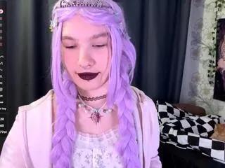 Offline amie_marchionni on Flirt4Free