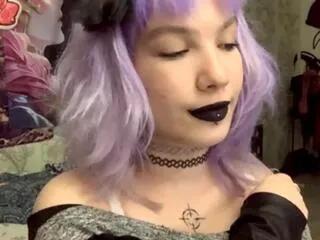 Offline amie_marchionni on Flirt4Free